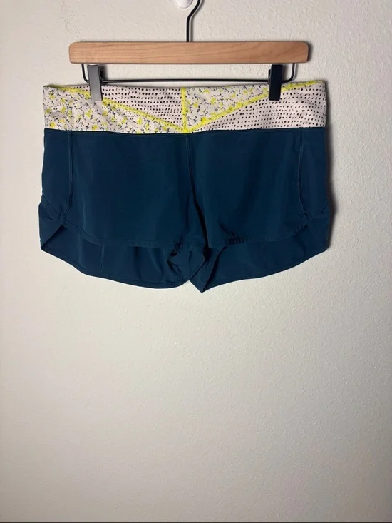 Lululemon Run: Speed Short *4-way Stretch Alberta Lake / Wi14 Quilt 26 W7C91S - Picture 2 of 3